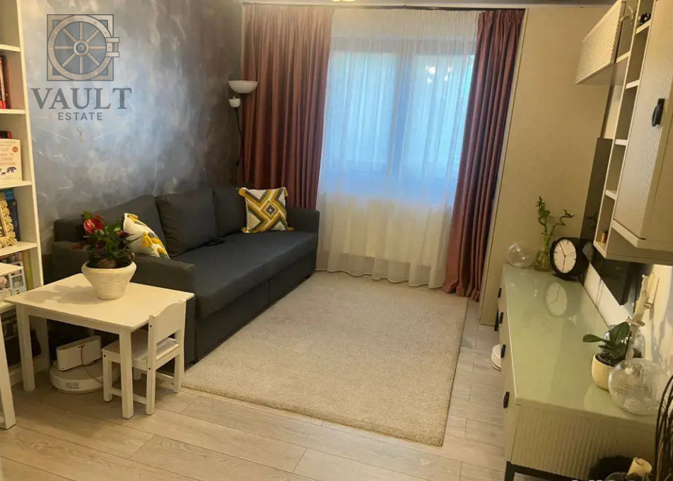 APARTAMENT 3 CAMERE - RENOVAT - PIATA VICTORIEI