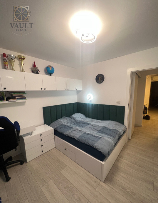 APARTAMENT 3 CAMERE - RENOVAT - PIATA VICTORIEI
