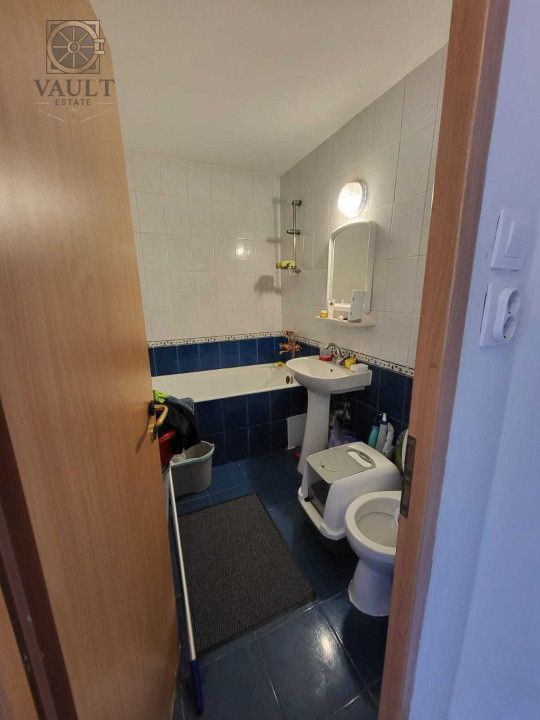 Apartament 4 camere - 5 minute de metrou - Calea Mosilor