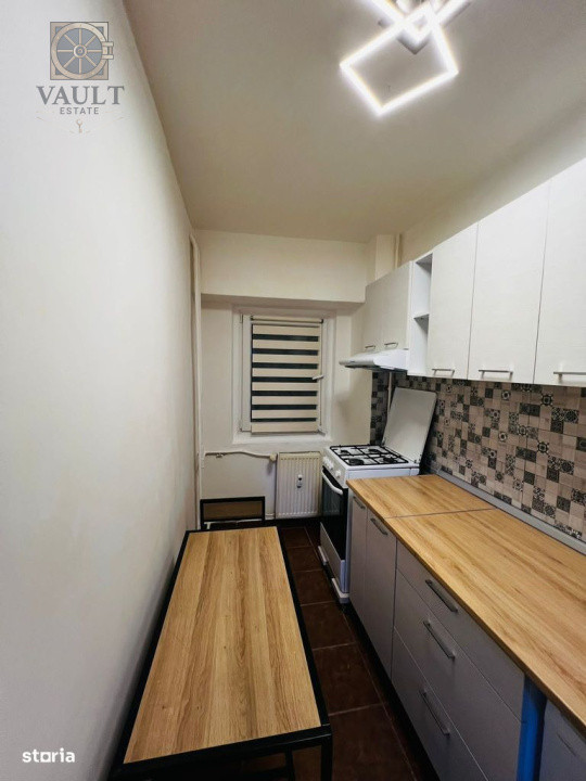 Garsoniera decomandata - 40mp - bloc anvelopat - AN 1990 - TEI