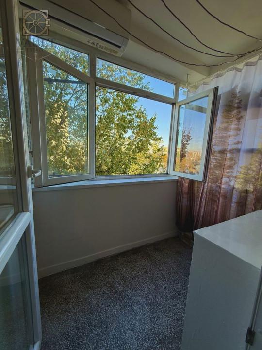 Garsoniera MOBILATA/UTILATA - lux - 2 MINUTE - Costin Georgian -