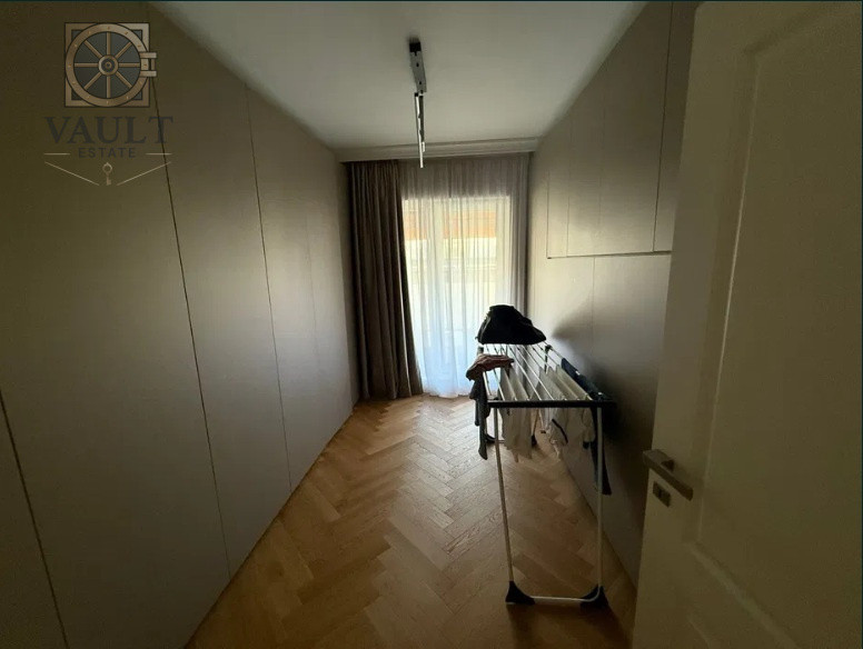 Apartament 3 camere - LA CHEIE - zona  PIPERA 