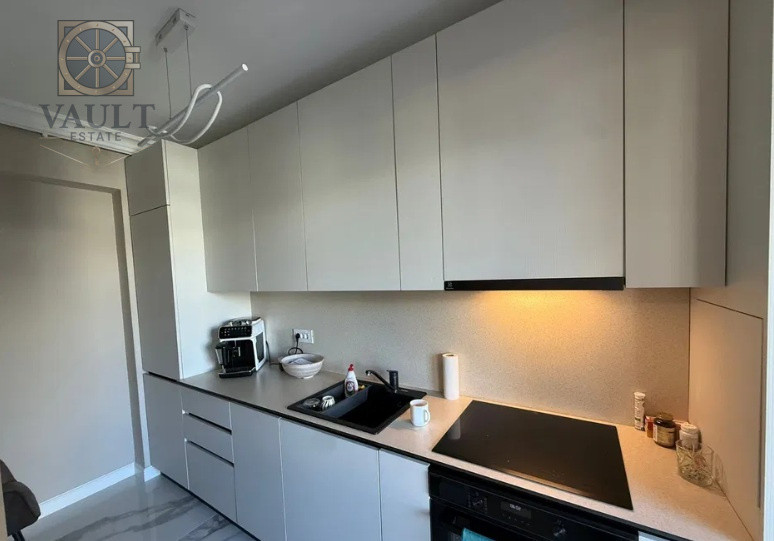 Apartament 3 camere - LA CHEIE - zona  PIPERA 