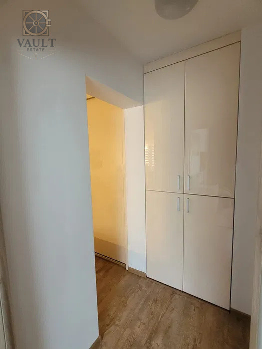 Apartament 2 camere Piata Veteranilor-Renovat-Posibilitate montare centrala 