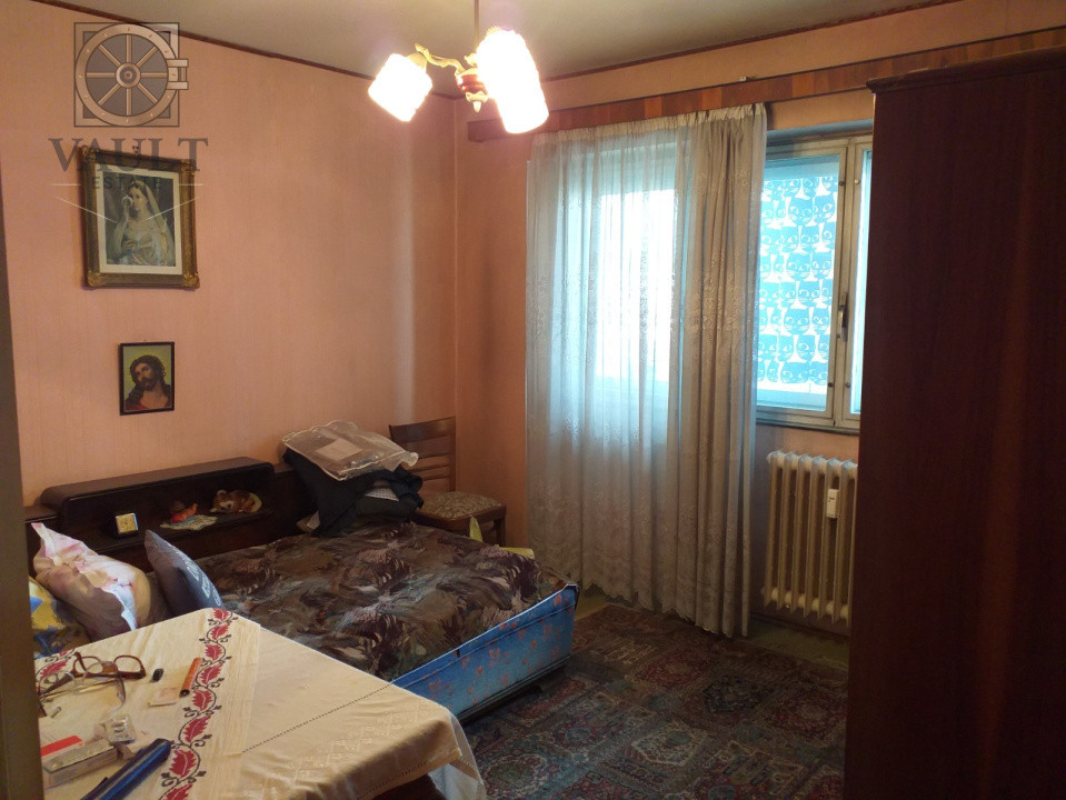 Apartament 3 camere - BLOC ANVELOAPT - 5 minute METROU OBOR