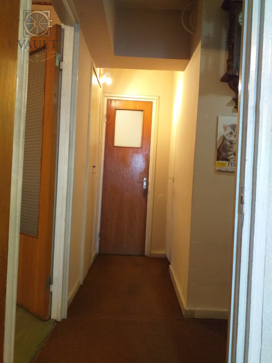 Apartament 3 camere - BLOC ANVELOAPT - 5 minute METROU OBOR