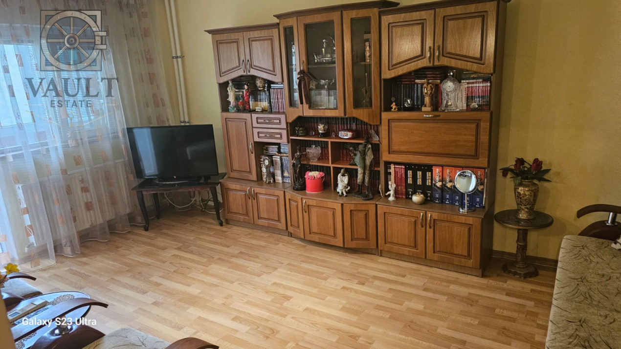 Apartament 3 camere - ETAJ 1 - bloc 1982 - zona TINERETULUI 