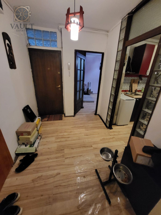 APARTAMENT 3 CAMERE-RAHOVA-MARGEANULUI-BARCA-CENTRALA