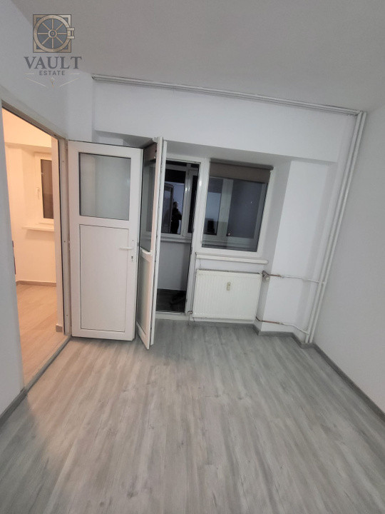 GARSONIERA-TRAFIC GREU-NASAUD-BLOC MIXT-REABILITAT-ETAJ 4/8