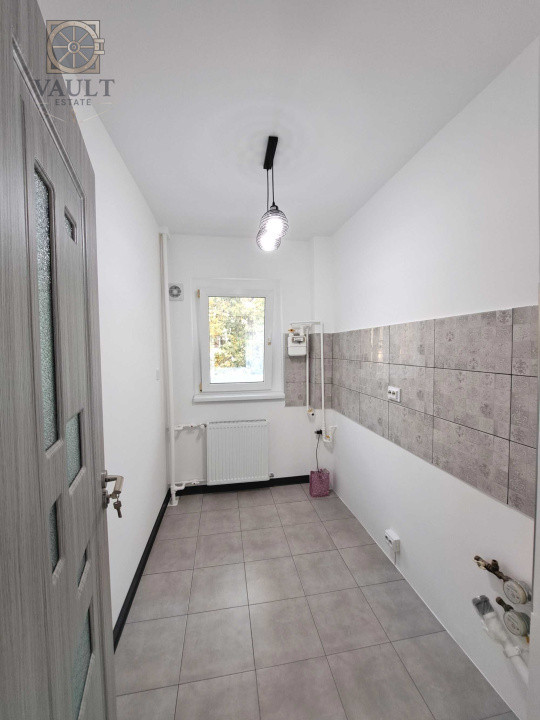 Garsoniera Langa piata veteranilor - BLOC MIXT - 1980 - lujerului 