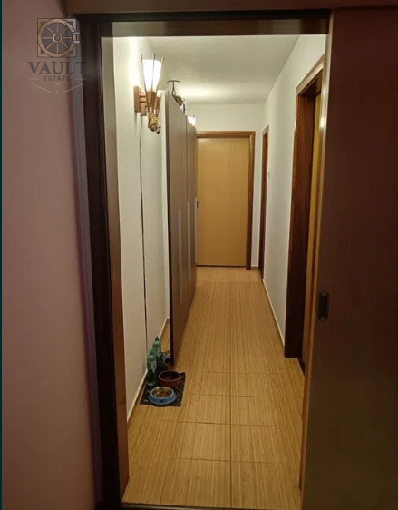Apartament 3 camere - ETAJ 1 - CENTRALA PROPRIE - zona ALEXANDRU OBREGIA