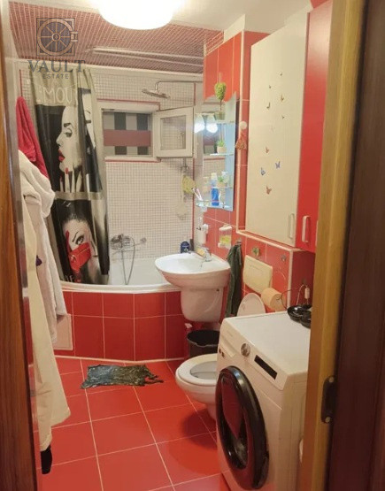 Apartament 3 camere - ETAJ 1 - CENTRALA PROPRIE - zona ALEXANDRU OBREGIA