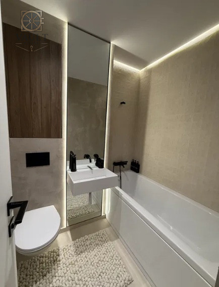 Apartament 3 camere - LA CHEIE - zona STEFAN CEL MARE 