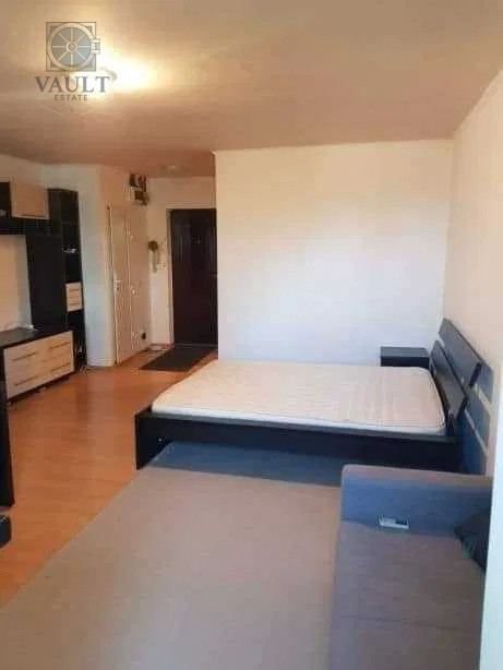 Garsoniera Piata Muncii-Bloc Mixt