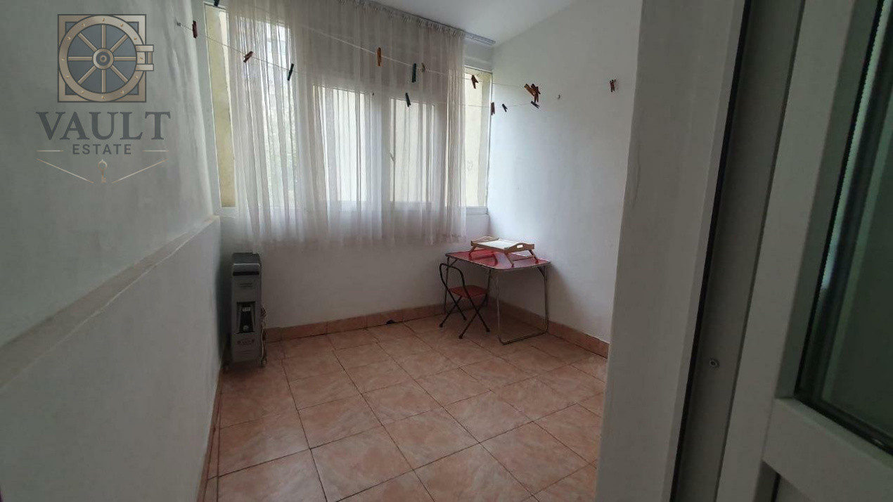 Apartament 3 camere - Pasajul Doamna Ghica- Centrala Proprie 