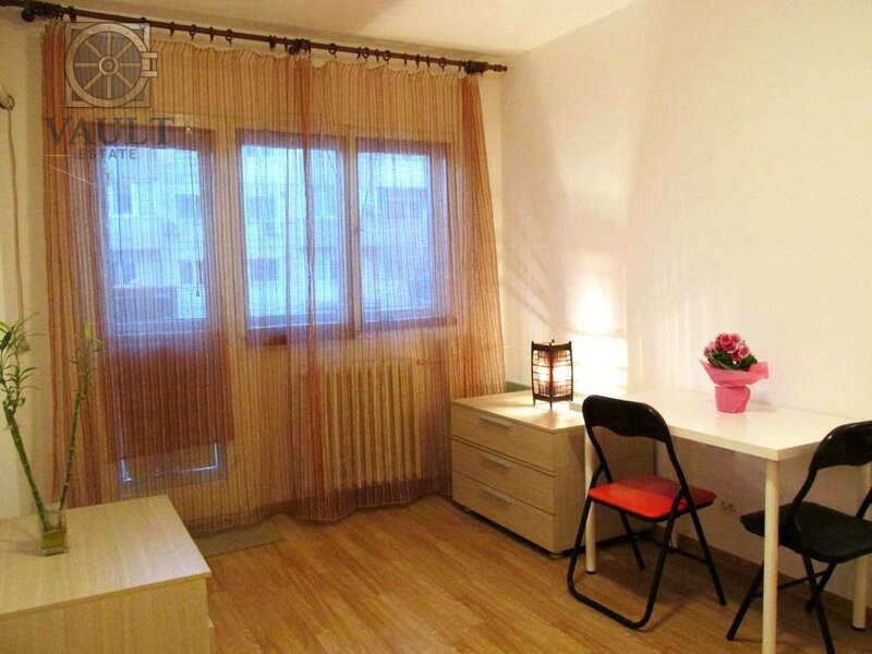 Garsoniera - Langa metrou - Gorjului - Piata veteranilor - An 1981