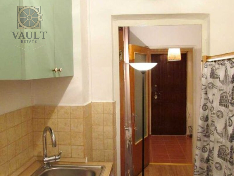 Garsoniera - Langa metrou - Gorjului - Piata veteranilor - An 1981