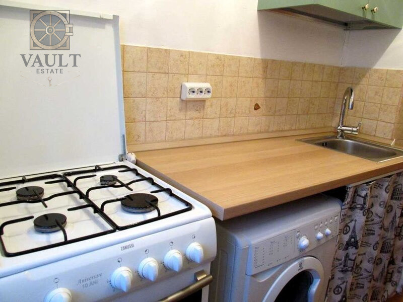 Garsoniera - Langa metrou - Gorjului - Piata veteranilor - An 1981