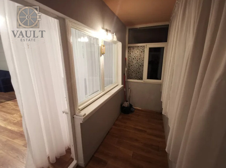 Garsoniera - ETAJ 1 - BLOC ANVELOPAT - zona RAHOVA 