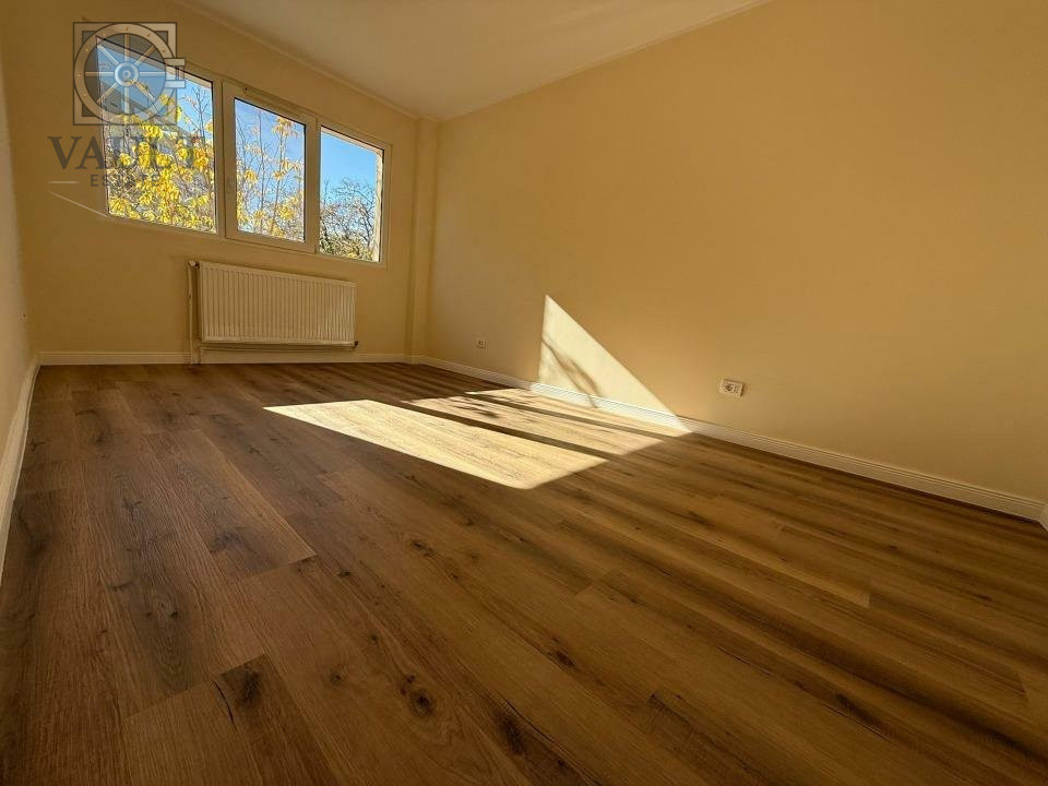 Apartament 4 camere -81,20MP-Dristor -ParkLake