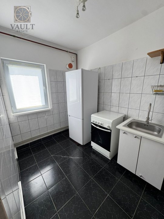 GARSONIERA- CENTRALA PROPRIE - VITAN MALL