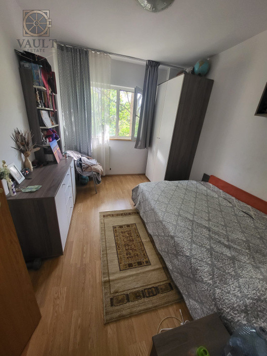 APARTAMENT 4 CAMERE-RAHOVA-BARCA-DECOMANDAT-2 BAI-2 BALCOANE