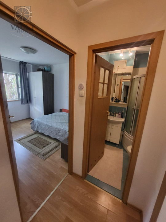 APARTAMENT 4 CAMERE-RAHOVA-BARCA-DECOMANDAT-2 BAI-2 BALCOANE