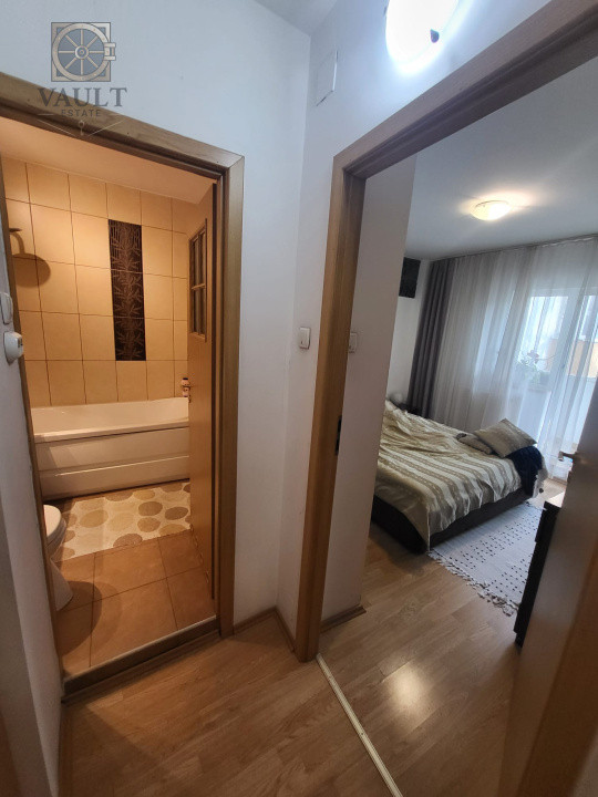 APARTAMENT 4 CAMERE-RAHOVA-BARCA-DECOMANDAT-2 BAI-2 BALCOANE