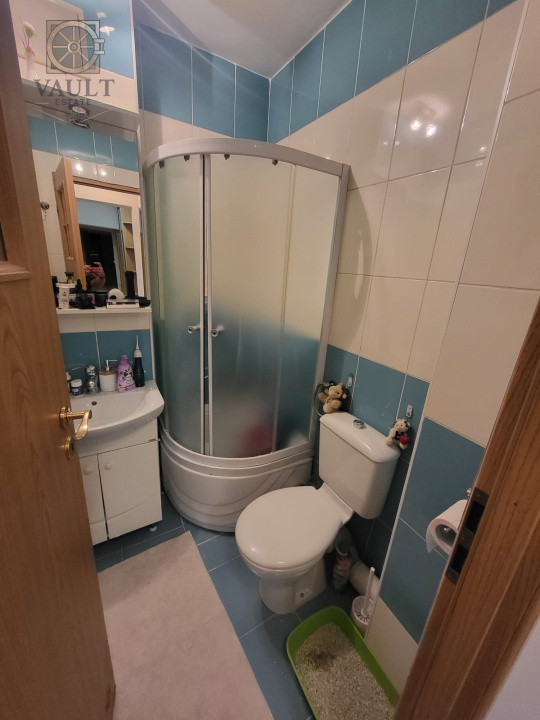 APARTAMENT 4 CAMERE-RAHOVA-BARCA-DECOMANDAT-2 BAI-2 BALCOANE