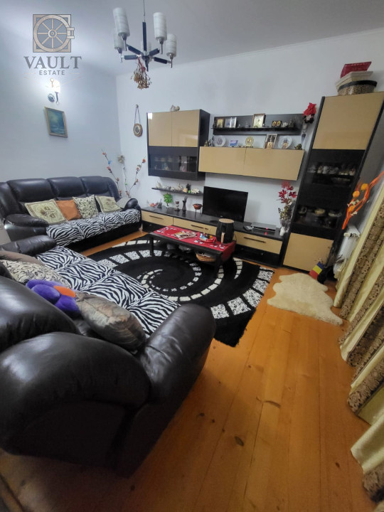 APARTAMENT 3 CAMERE-SEBASTIAN-13 SEPTEMBRIE-LICEUL DIMITRIE GUSTI-BOXA