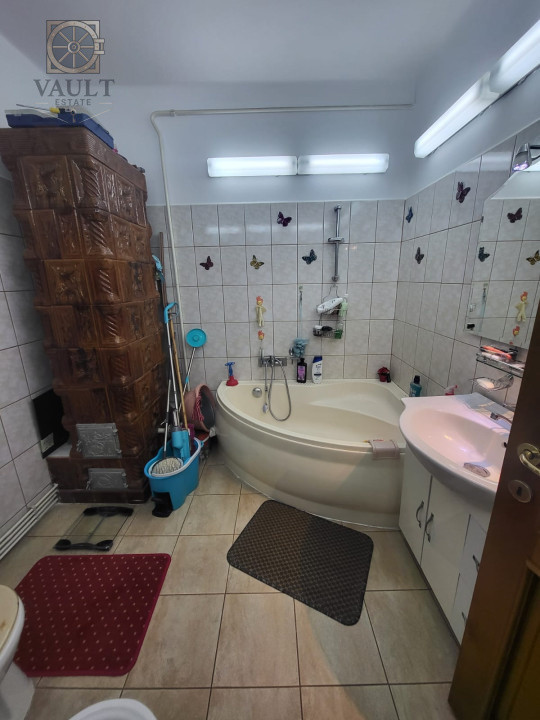 APARTAMENT 3 CAMERE-SEBASTIAN-13 SEPTEMBRIE-LICEUL DIMITRIE GUSTI-BOXA