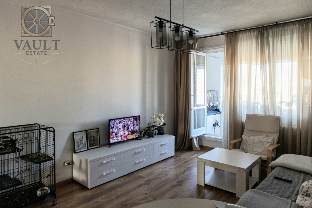 Apartament 3 camere - Titan -liceu Dante Aligheri 