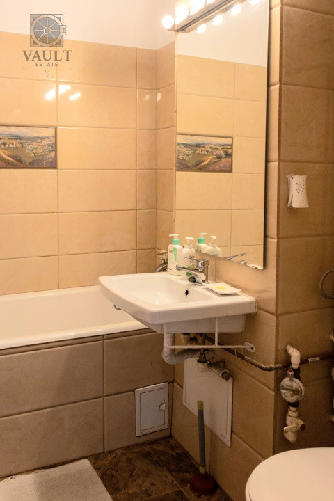 Apartament 3 camere - Titan -liceu Dante Aligheri 