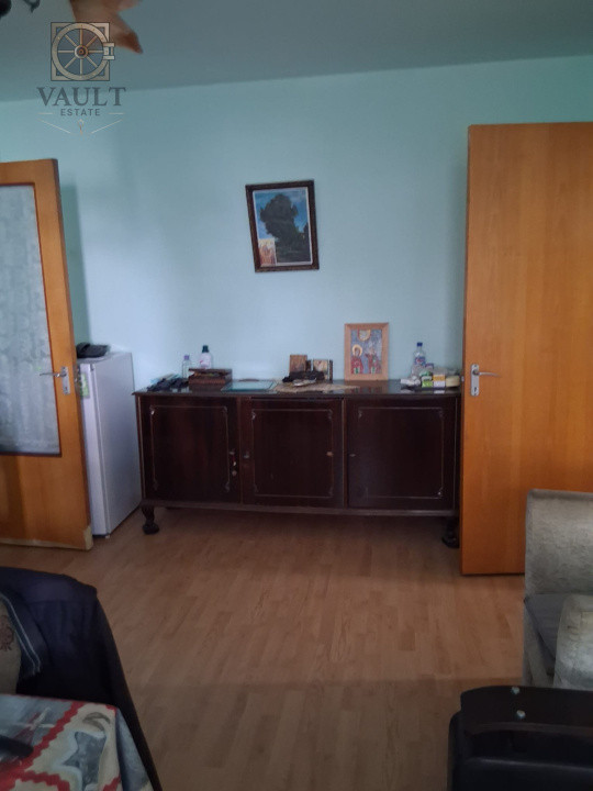 Apartament 3 camere - Ozana