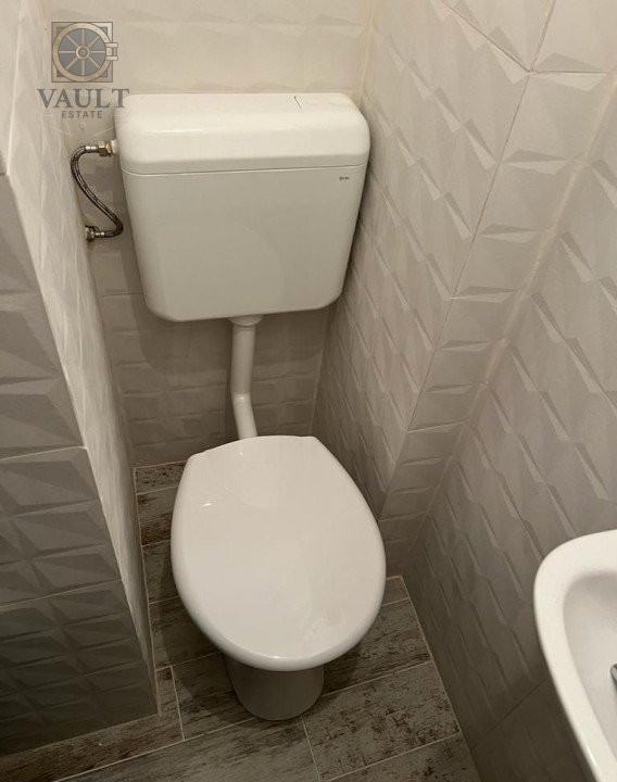 Apartament 3 camere - Decomandat / Langa Universitate