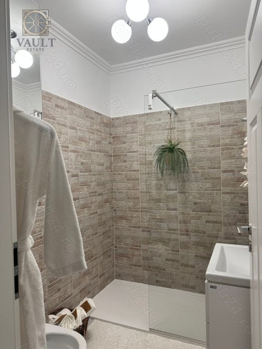 Apartament 3 Camere - Loc parcare -  Bulevardul Metalurgiei