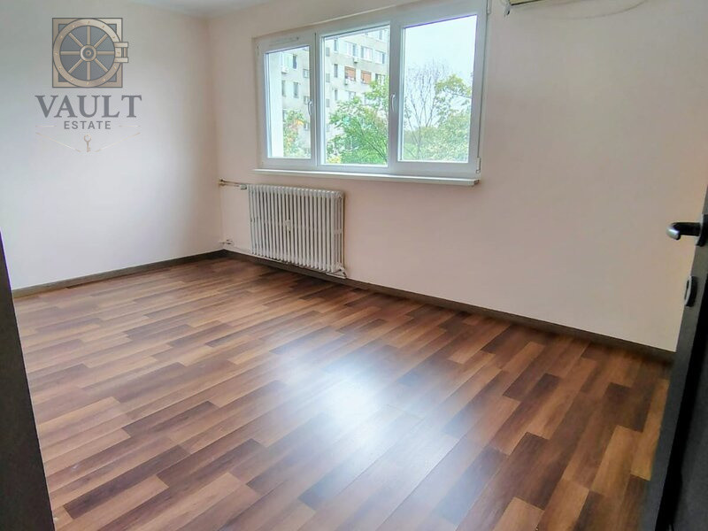 APARTAMENT 3 CAMERE -RENOVAT-POSIBILITATE CENTRALA-APUSULUI-MILITARI