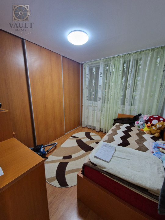 Apartament 3 camere - Centrala Proprie - Ozana