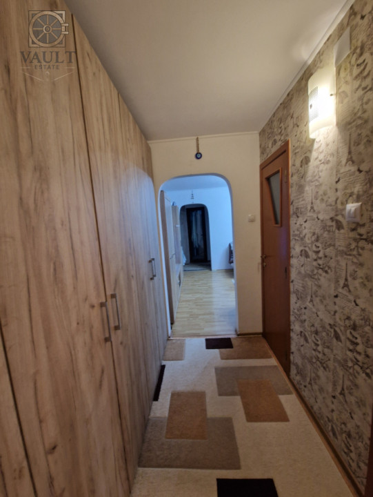 Apartament 3 camere - Centrala Proprie - Ozana