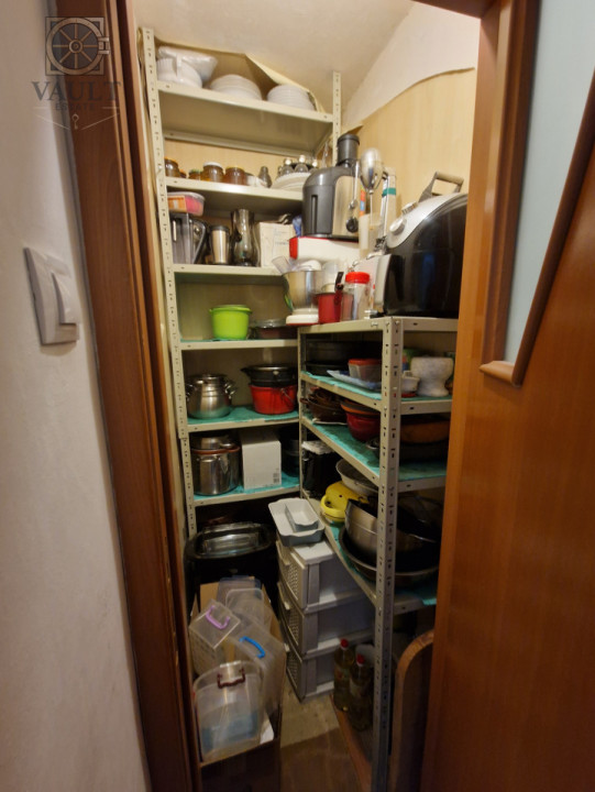 Apartament 3 camere - Centrala Proprie - Ozana