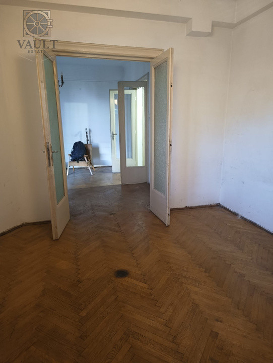 APARTAMENT 3 CAMERE PE CALEA VICTORIEI-73 MP +BOXA 4.27MP
