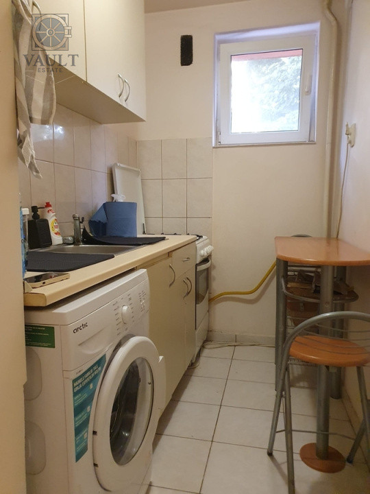 Garsoniera - Vatra Luminoasa - Etaj 2- Risc 1