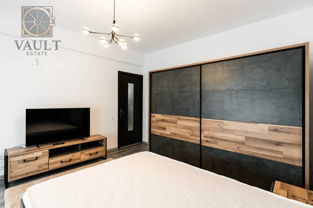 3 CAMERE- 2 BAI- 110mp- CALEA VICTORIEI- RS I