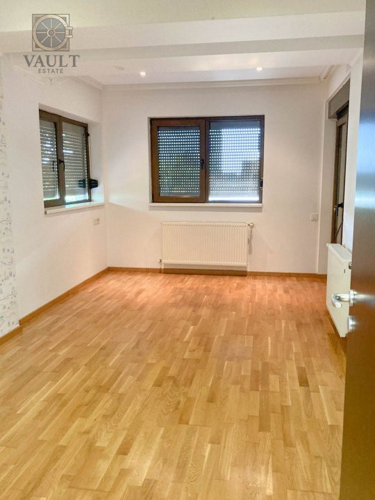 Apartament 4 camere 200mp Balcoane 26mp Sisesti