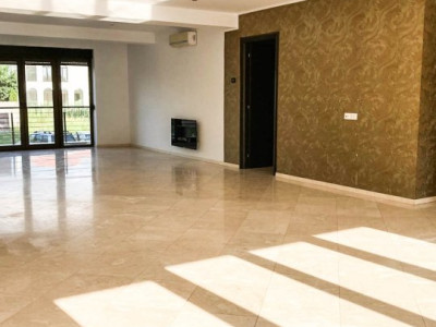 Apartament 4 camere 200mp Balcoane 26mp Sisesti