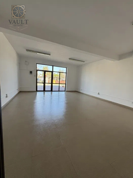 Spatiu Comercial - P+1 - Pretabil pentru orice tip de bussines - CLINCENI