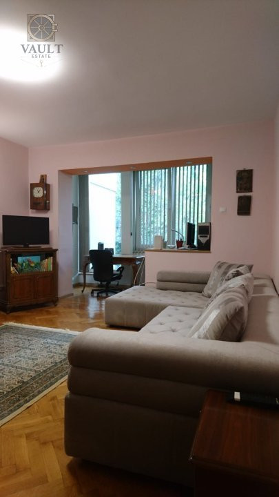 Apartament 3 camere in Vila cu Garaj Pajura