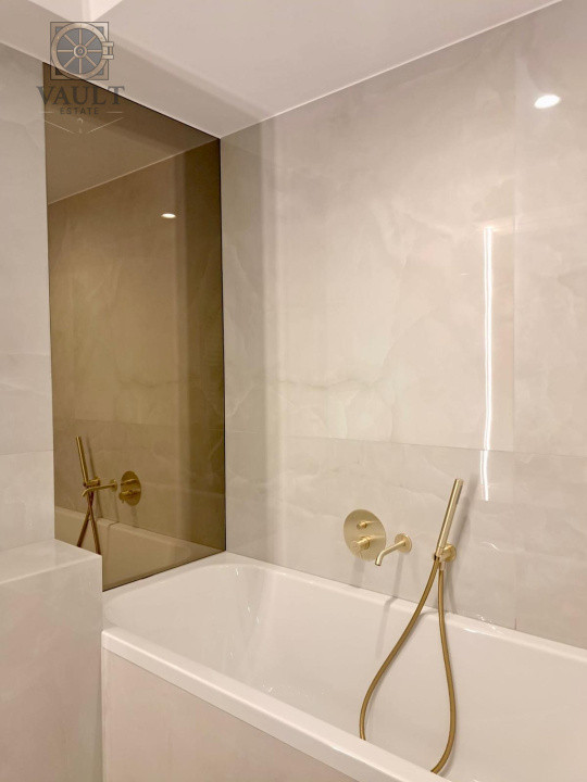 Studio de lux cu priveliște panoramică în Cortina North, Pipera 