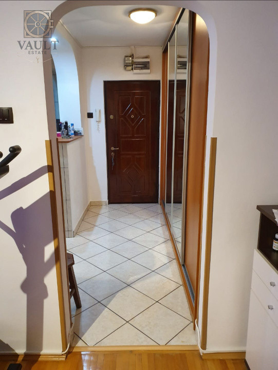 Apartament 3 camere - 10 minute de metrou - Trapezului