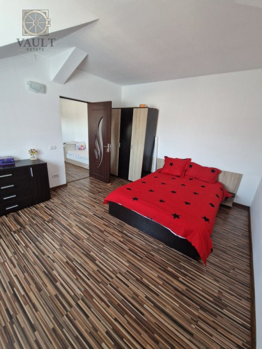 Casa cu 5 camere - Alexandriei